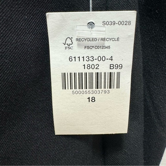 Old Navy High-Waisted Black Pixie Flare Pants Size 18 NWT Preppy - Picture 11 of 12